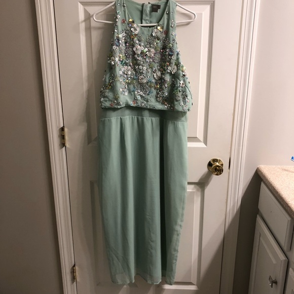 Gorgeous ASOS embellished pencil dress - Picture 2 of 8